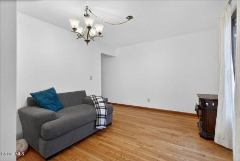 4 Joseph Terrace Guilderland NY 12203