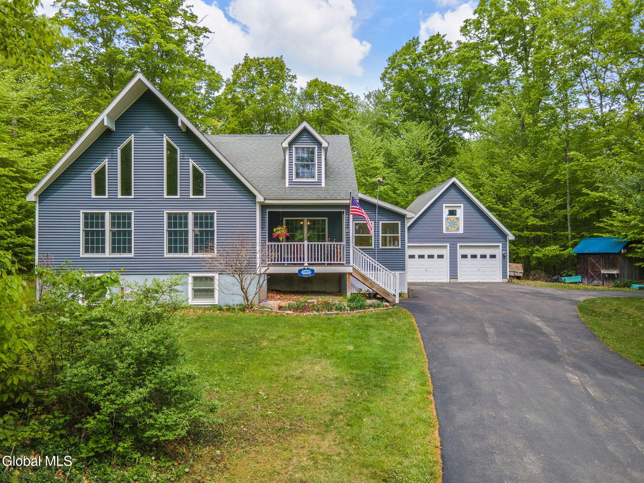 639 N Shore Rd Peck Gloversville NY 12078