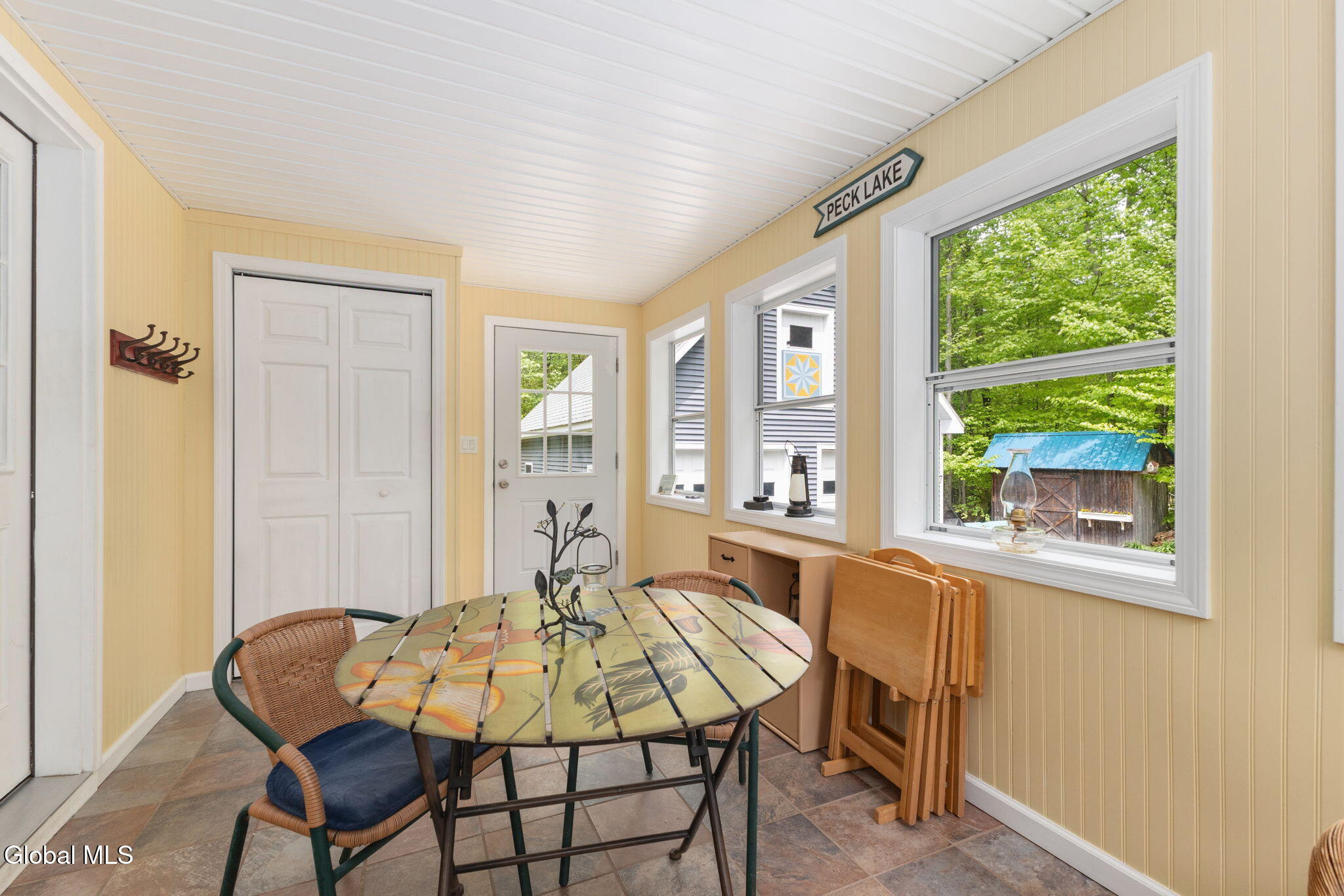 639 N Shore Rd Peck Gloversville NY 12078