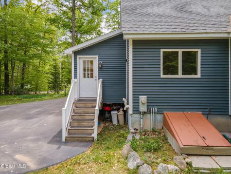 639 N Shore Rd Peck Gloversville NY 12078