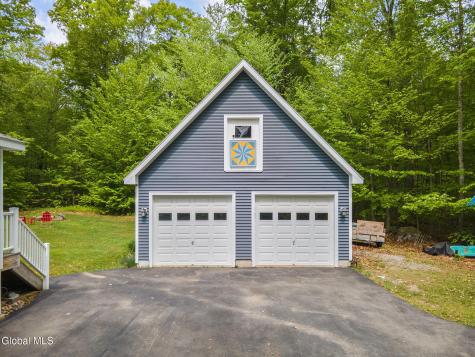 639 N Shore Rd Peck Gloversville NY 12078