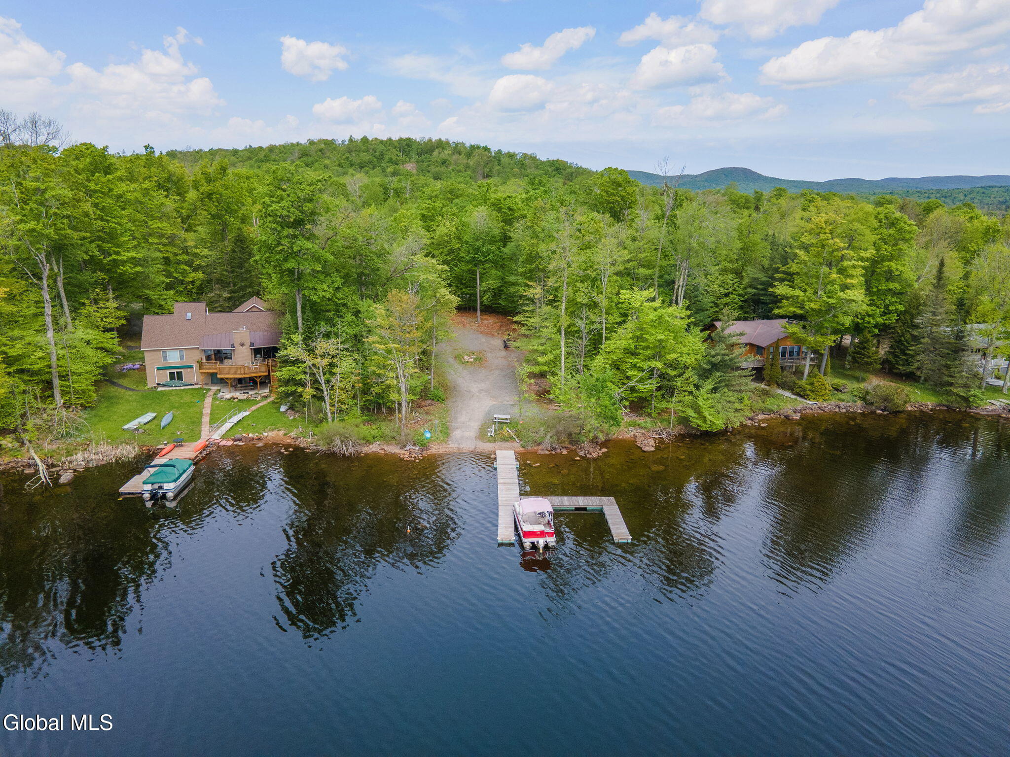 639 N Shore Rd Peck Gloversville NY 12078