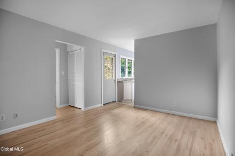 11 Carolyn Lane Glenville NY 12302