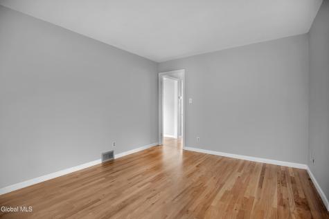 11 Carolyn Lane Glenville NY 12302