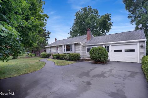 11 Carolyn Lane Glenville NY 12302