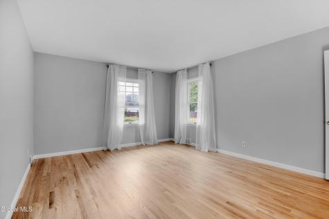 11 Carolyn Lane Glenville NY 12302