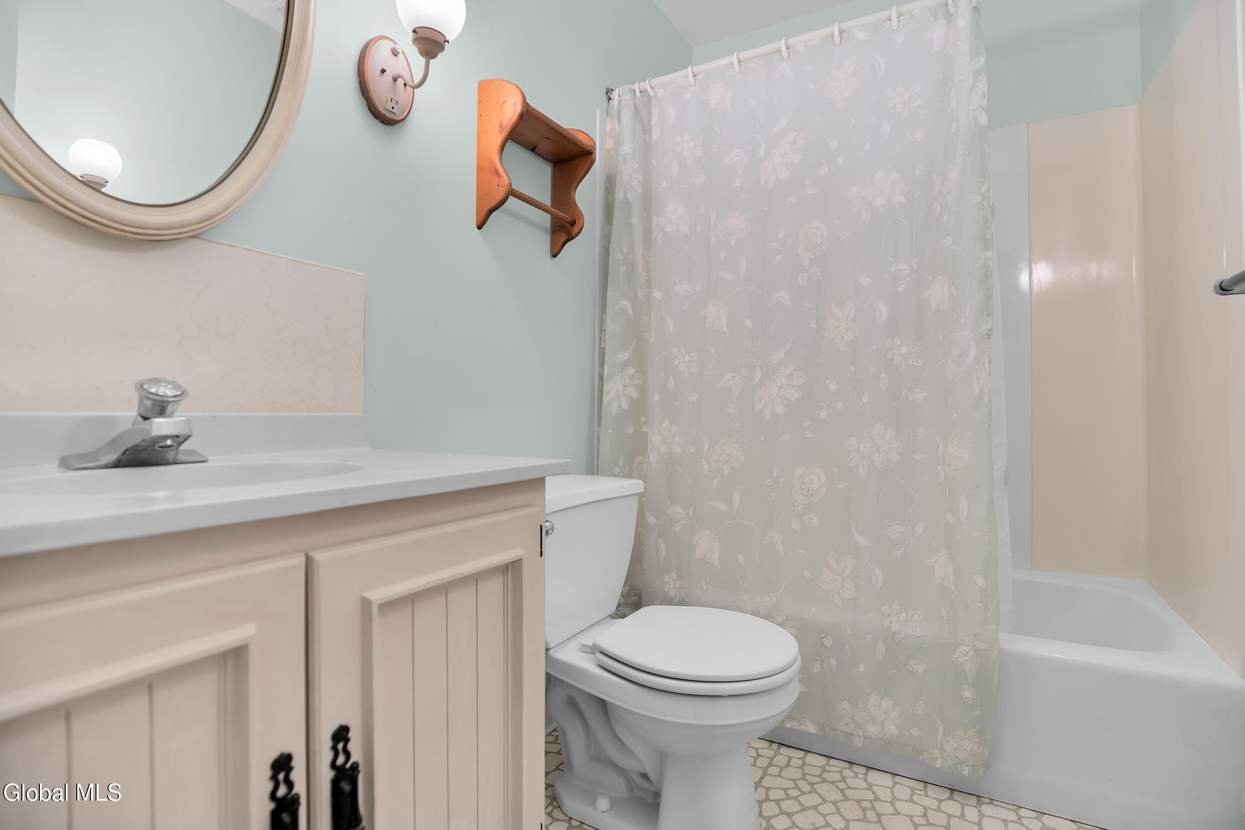 11 Carolyn Lane Glenville NY 12302
