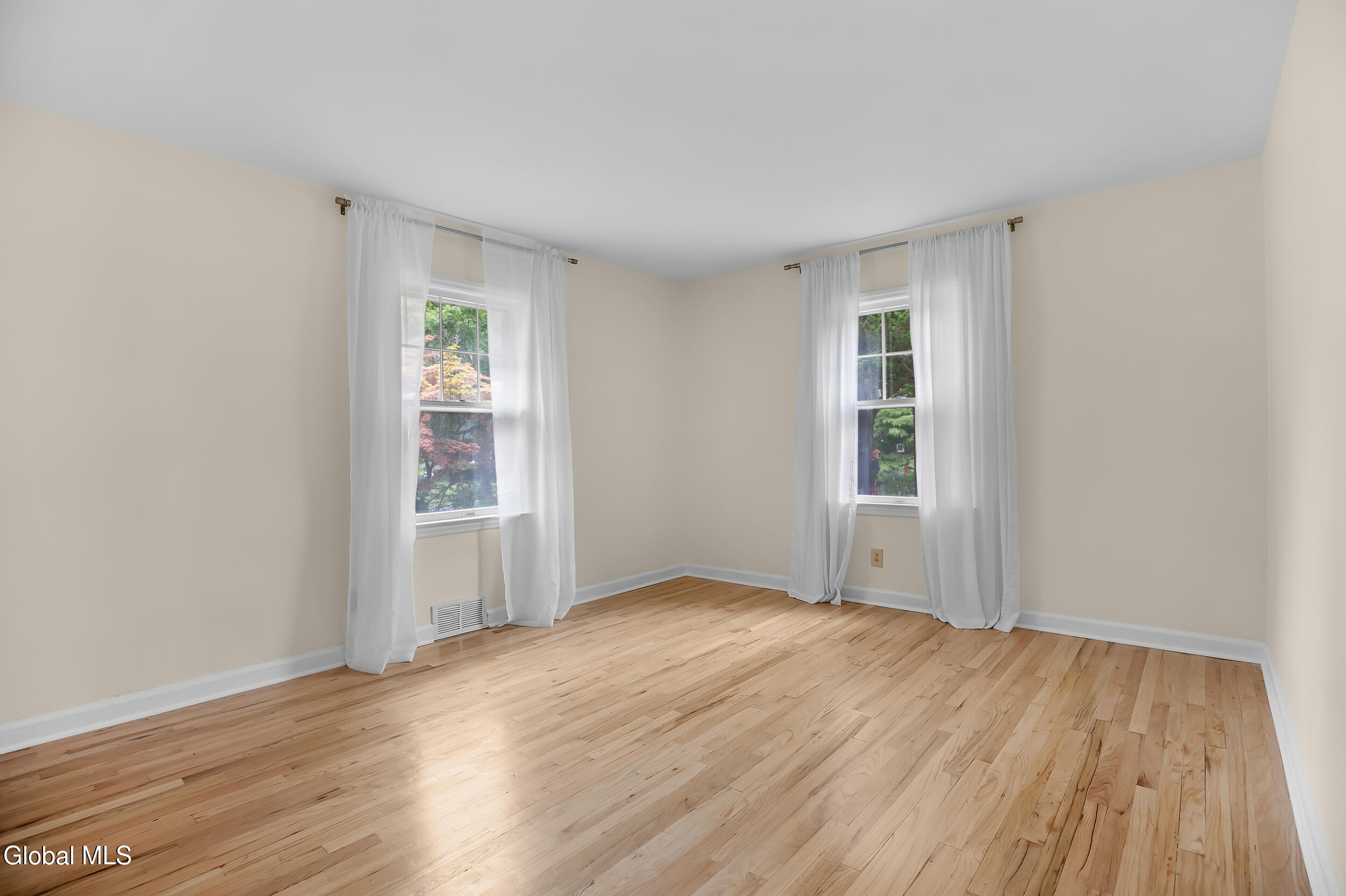 11 Carolyn Lane Glenville NY 12302
