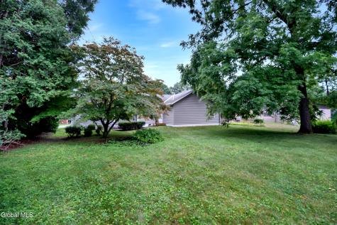 11 Carolyn Lane Glenville NY 12302