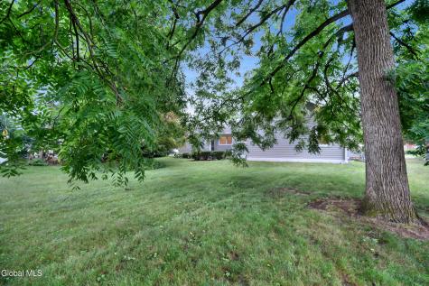 11 Carolyn Lane Glenville NY 12302