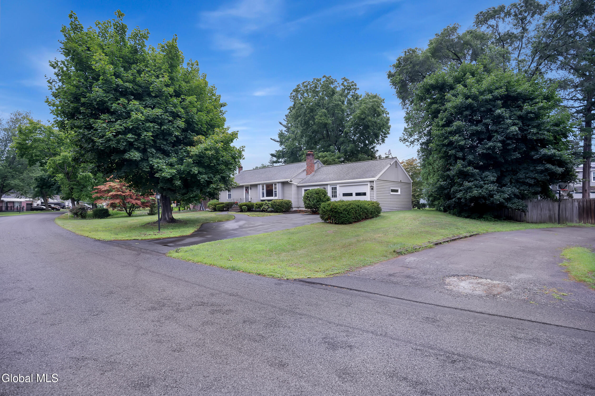 11 Carolyn Lane Glenville NY 12302