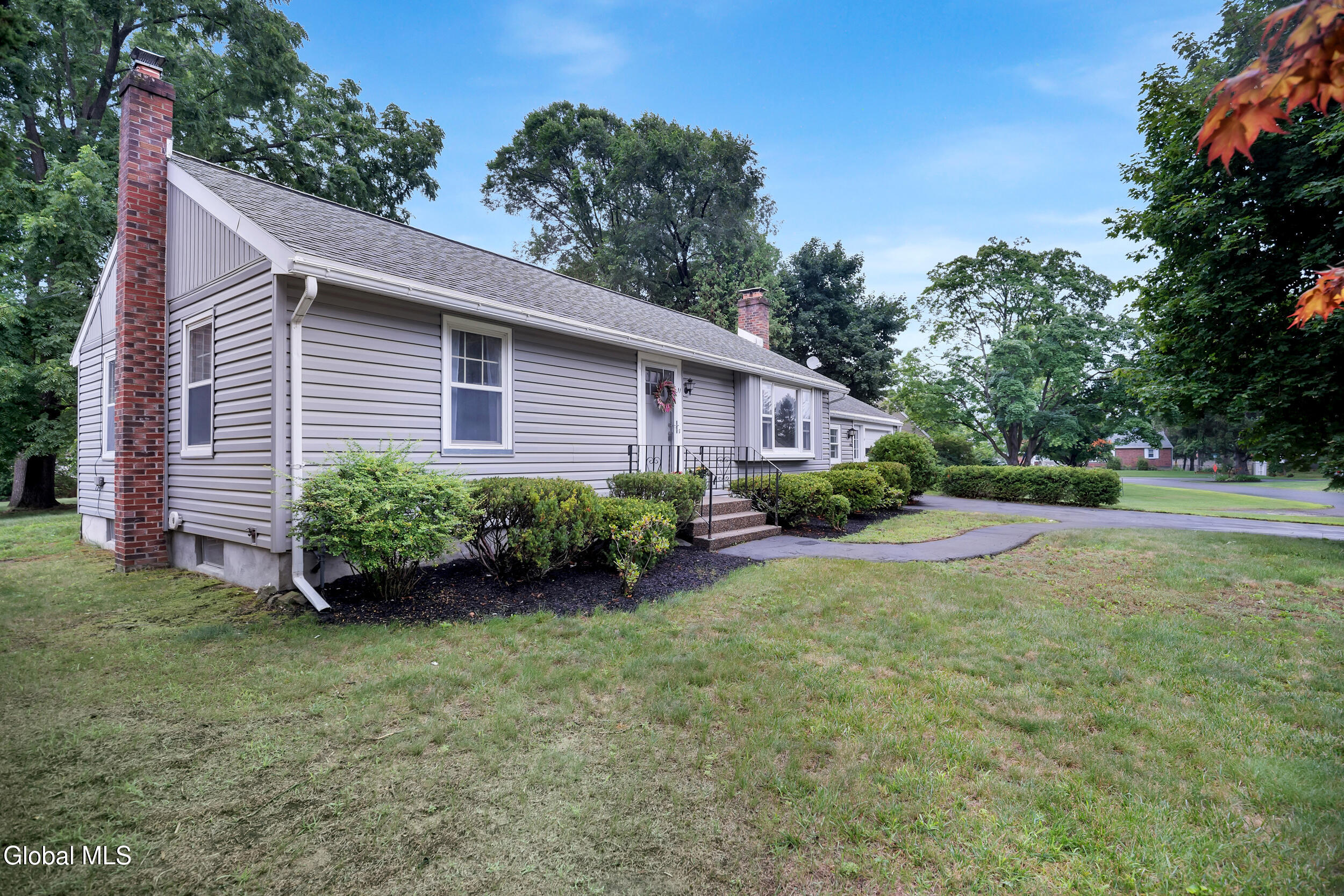 11 Carolyn Lane Glenville NY 12302