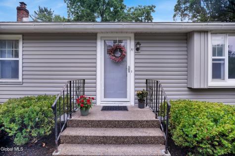 11 Carolyn Lane Glenville NY 12302