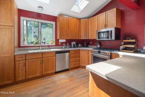 1045 Balltown Road Niskayuna NY 12309
