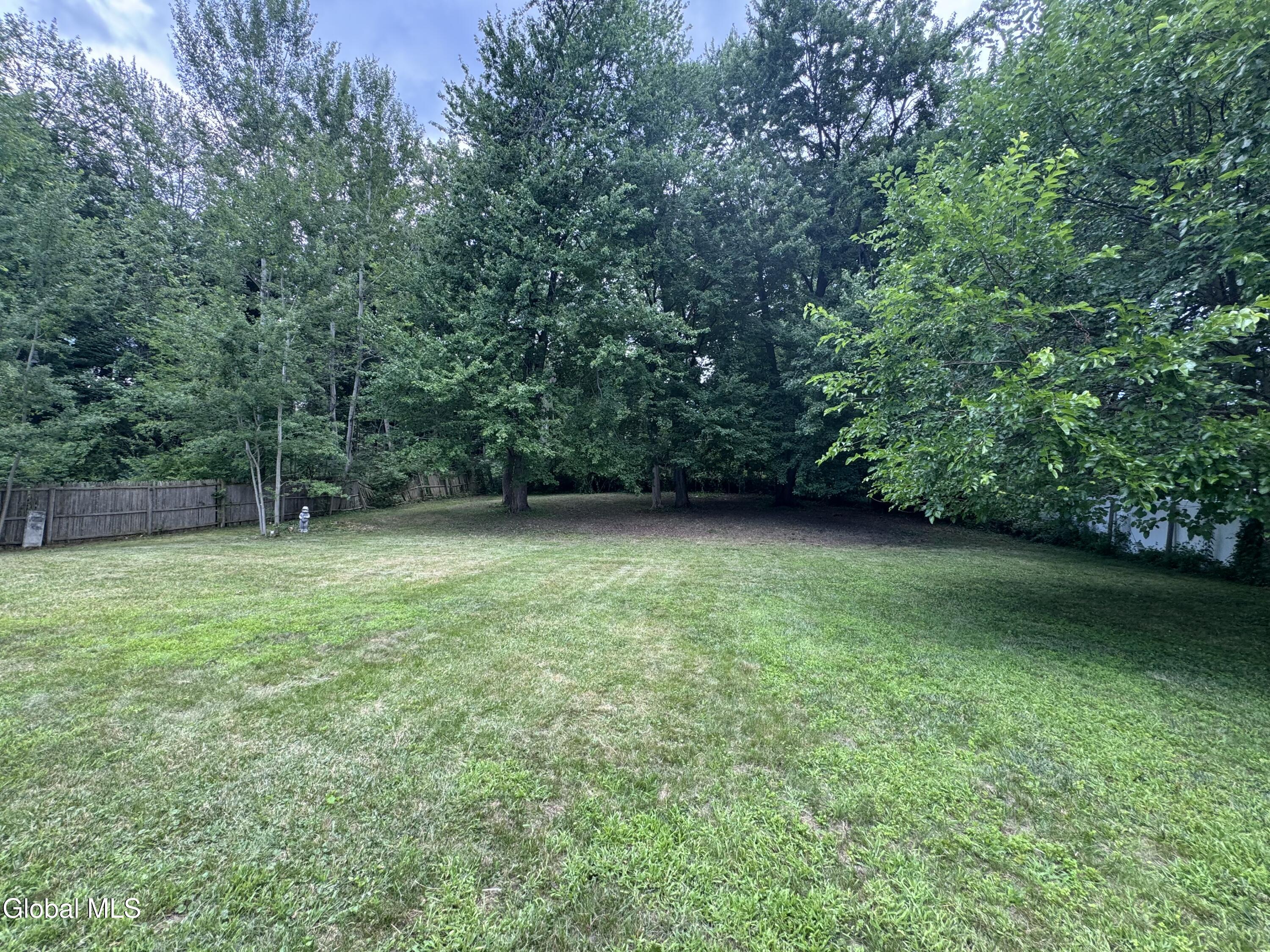 24 Aspen Road Latham NY 12110