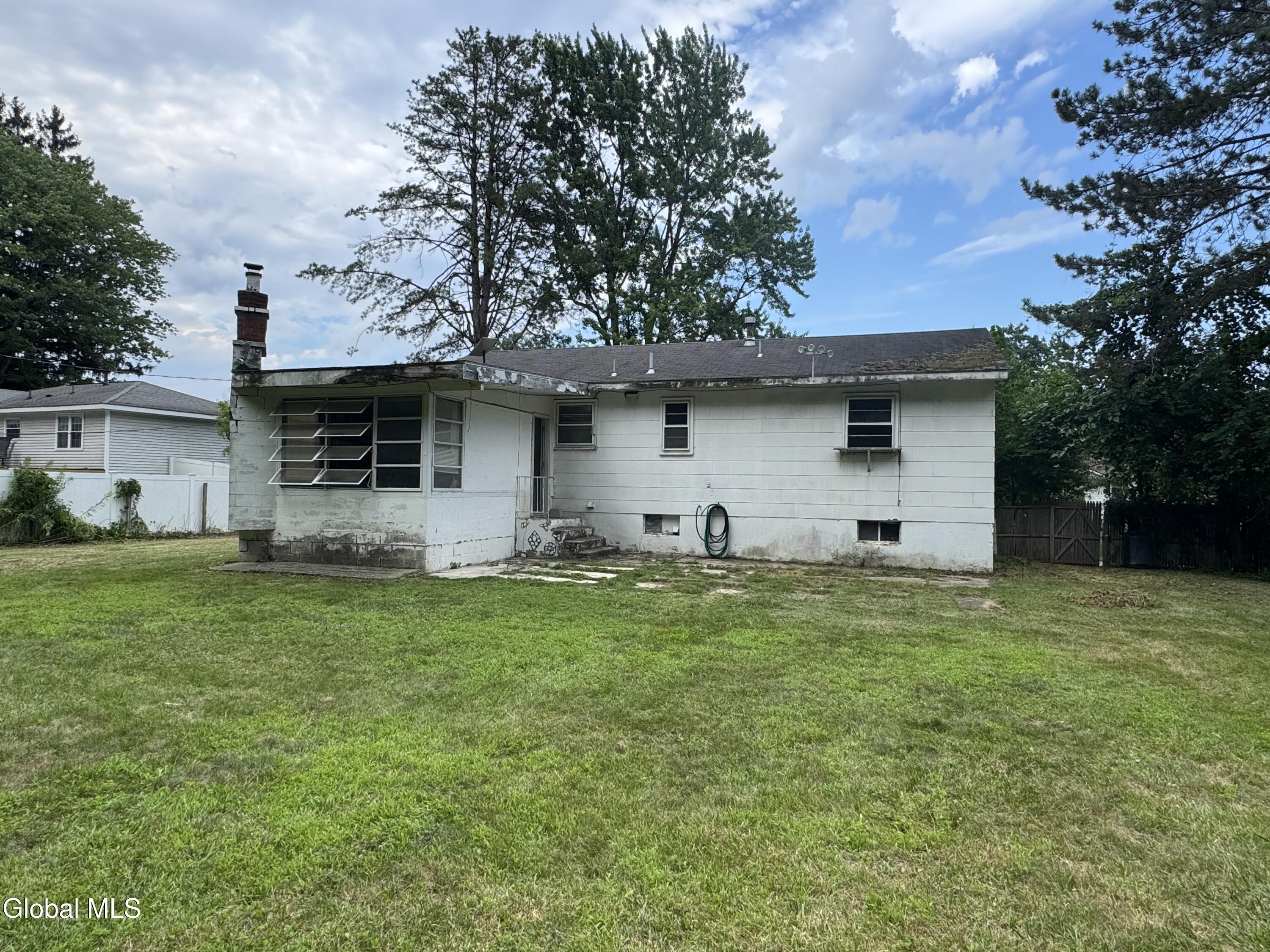24 Aspen Road Latham NY 12110