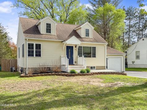 20 St Joseph Street Schenectady NY 12303