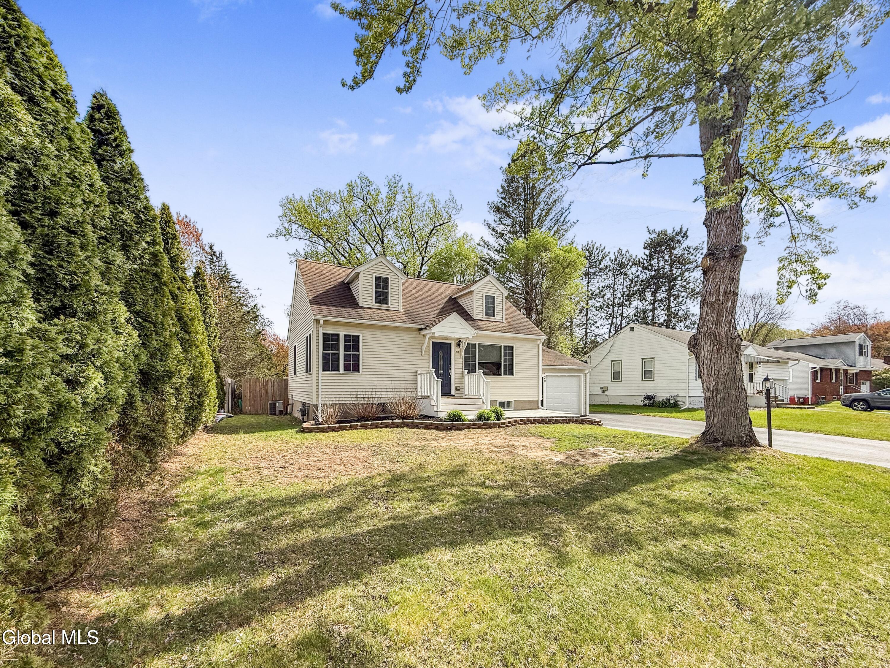 20 St Joseph Street Schenectady NY 12303