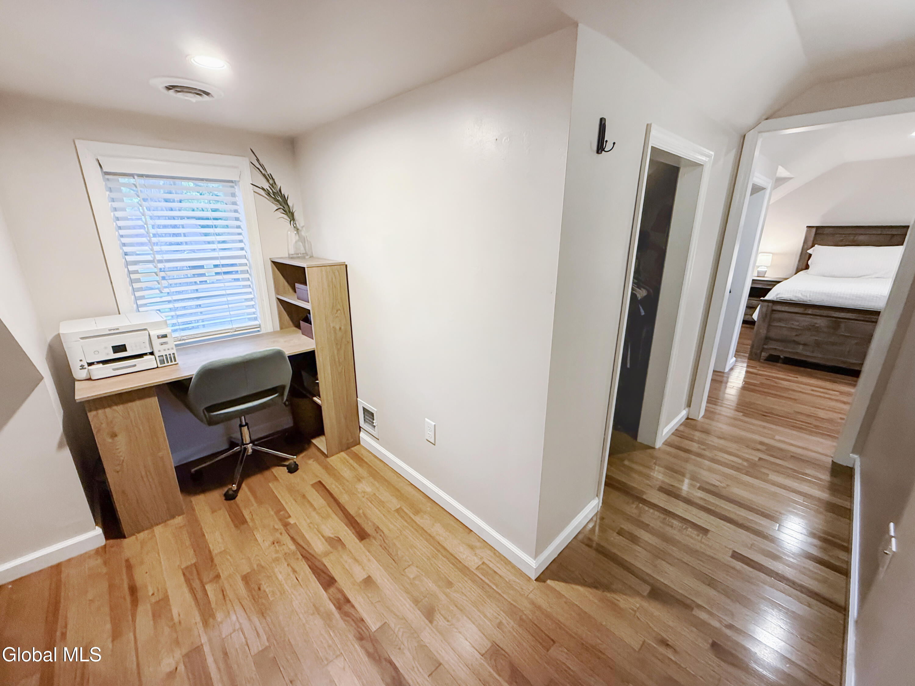 20 St Joseph Street Schenectady NY 12303