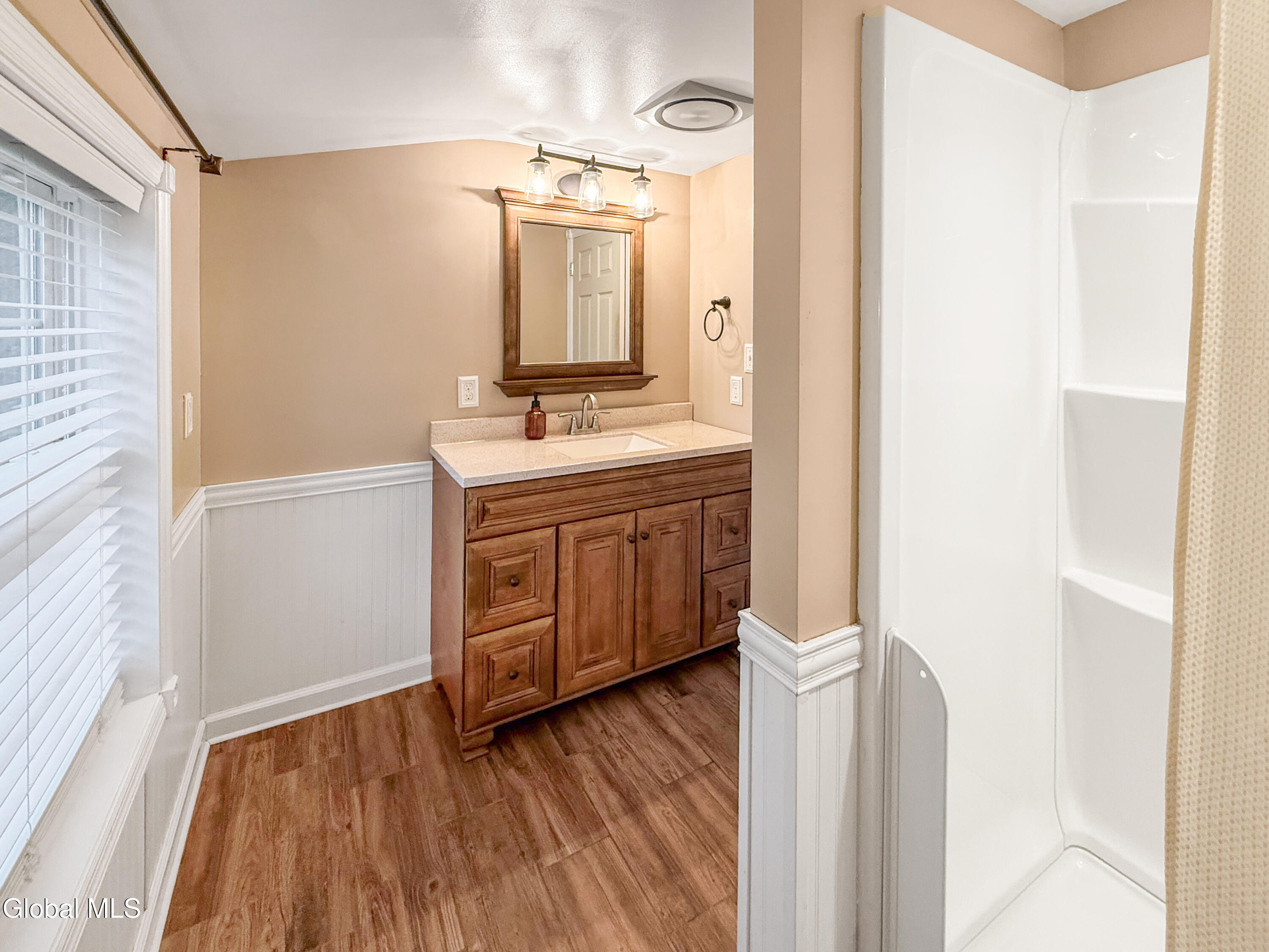 20 St Joseph Street Schenectady NY 12303