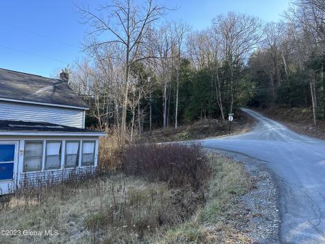 216-178 Toad Point Road Petersburgh NY 12138