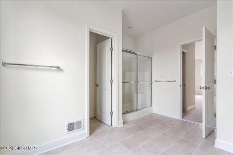 1 Brookhaven Court Saratoga Springs NY 12866