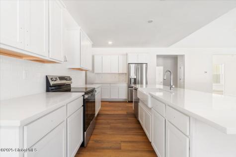 1 Brookhaven Court Saratoga Springs NY 12866