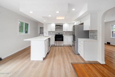 35 Albion Street Schenectady NY 12302