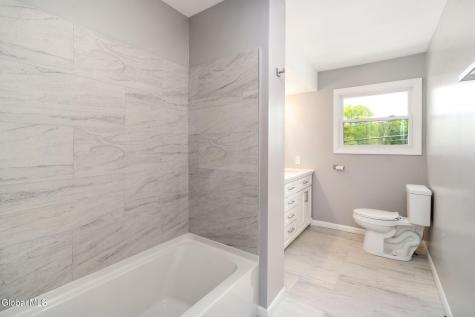 35 Albion Street Schenectady NY 12302