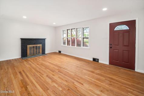 35 Albion Street Schenectady NY 12302
