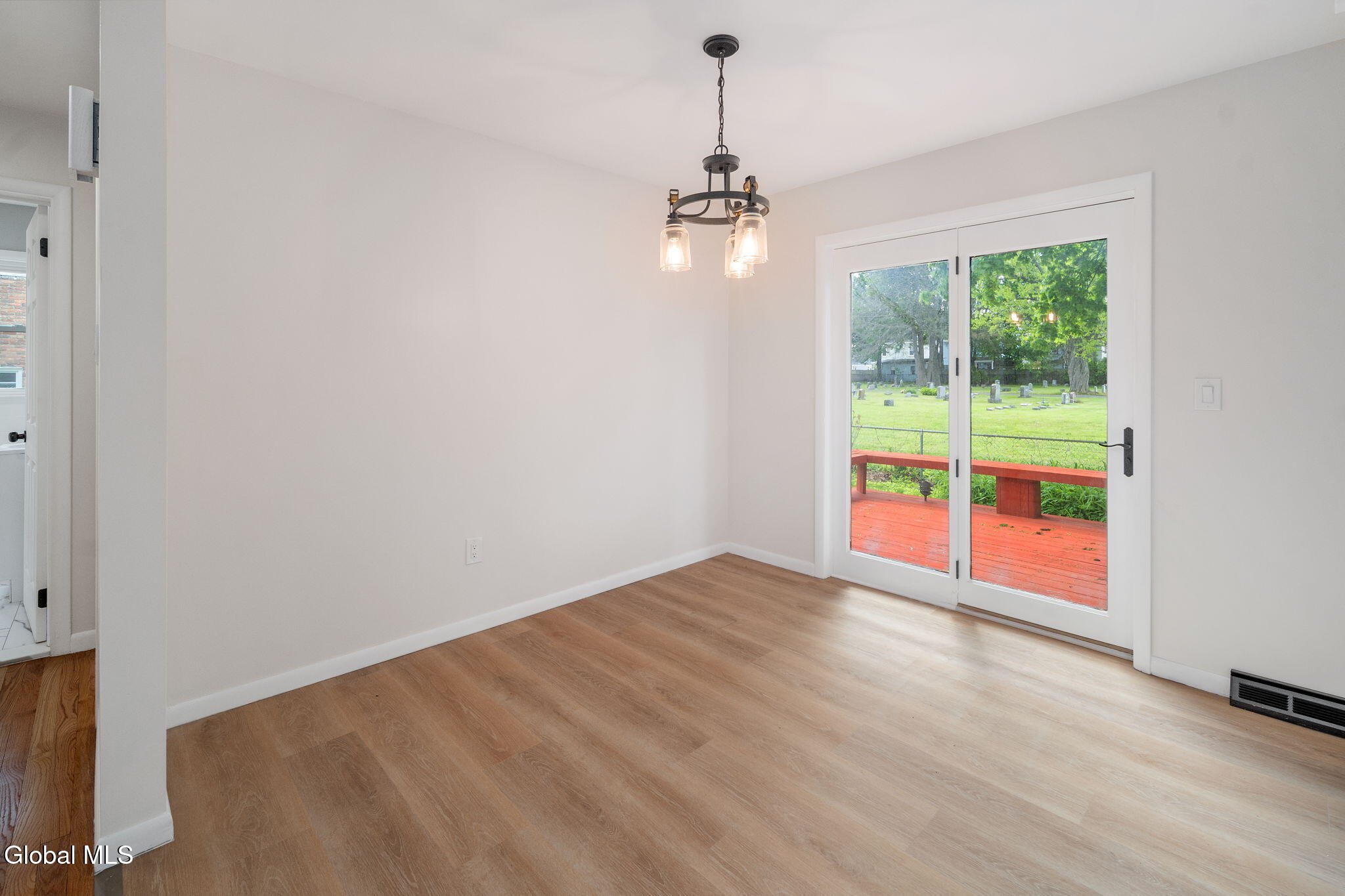 35 Albion Street Schenectady NY 12302