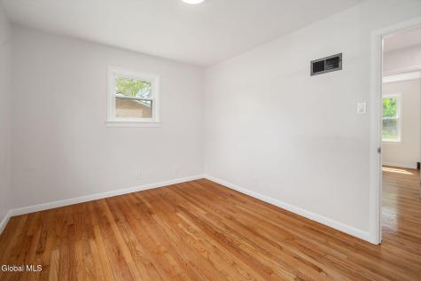 35 Albion Street Schenectady NY 12302