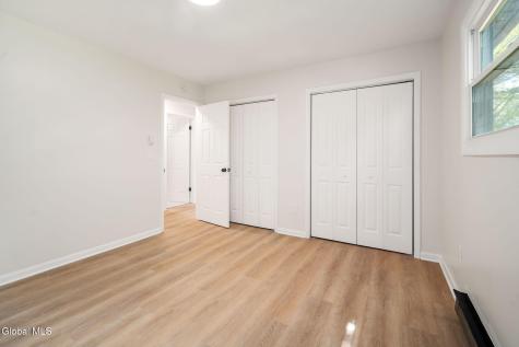 35 Albion Street Schenectady NY 12302