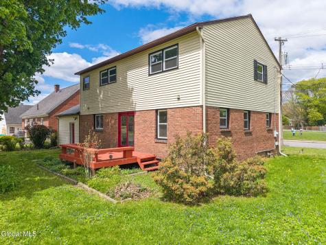 35 Albion Street Schenectady NY 12302