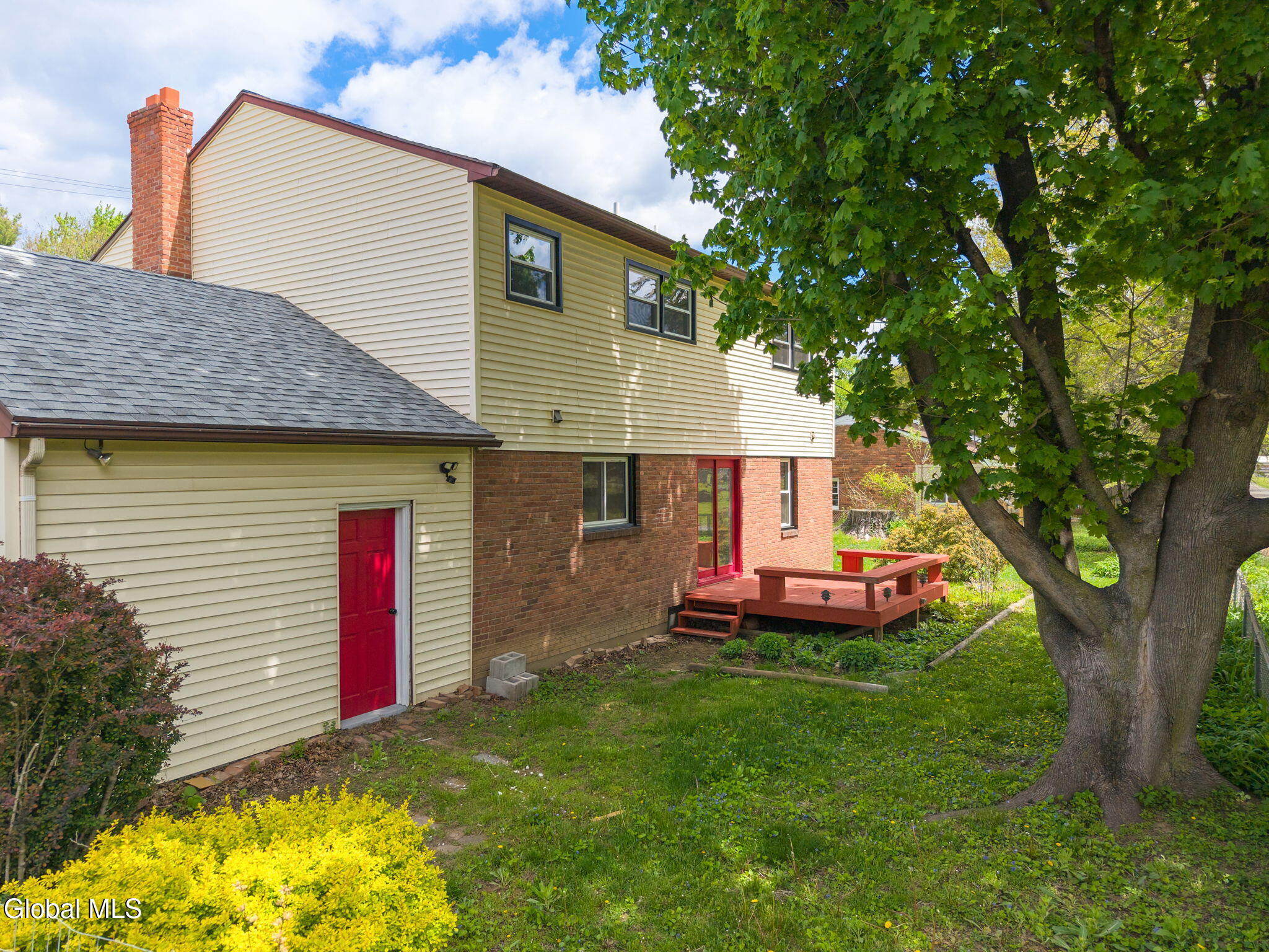 35 Albion Street Schenectady NY 12302