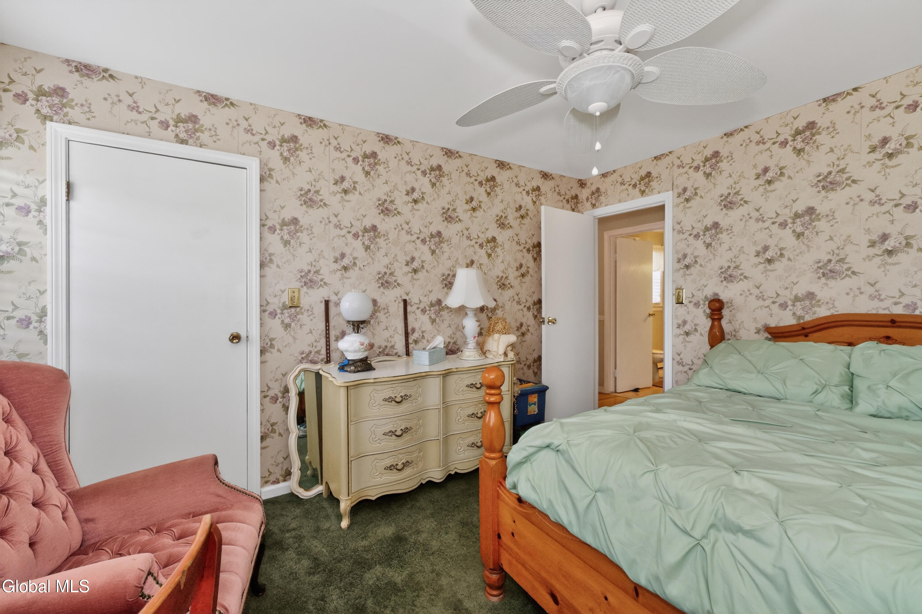 817 14th Street Watervliet NY 12189