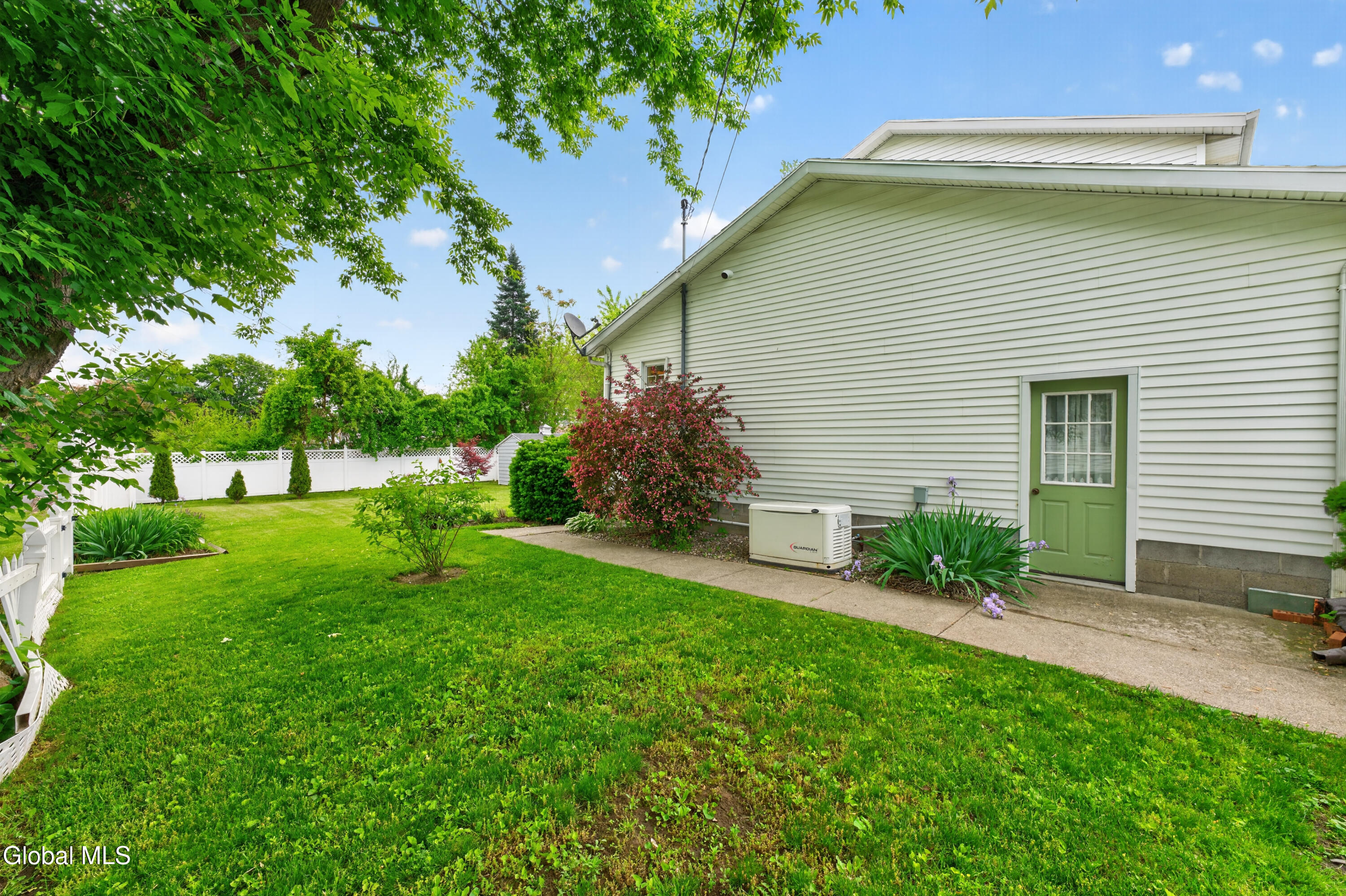 817 14th Street Watervliet NY 12189