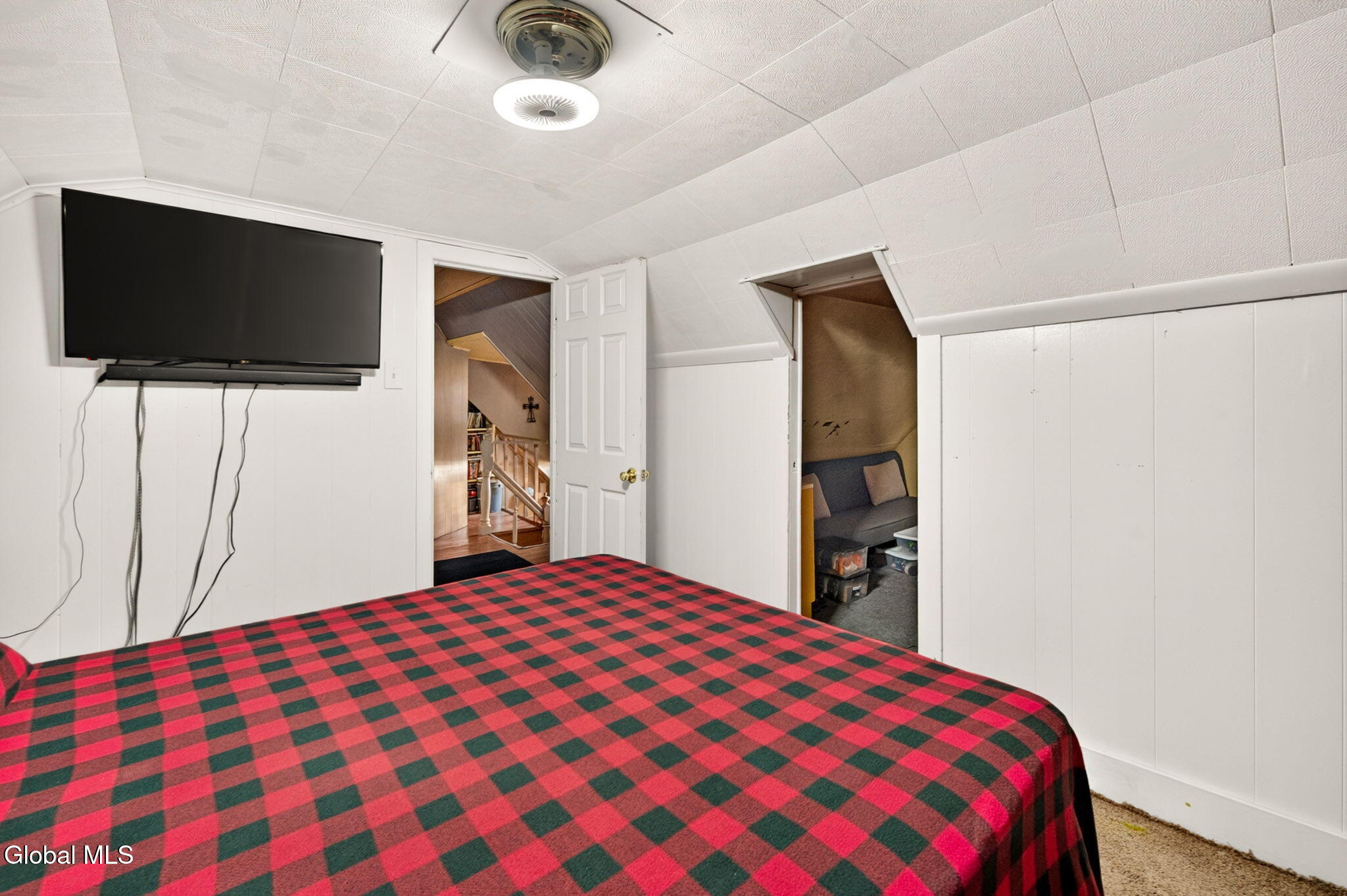 27 Steuben Street Schenectady NY 12307