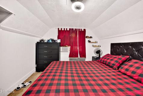 27 Steuben Street Schenectady NY 12307