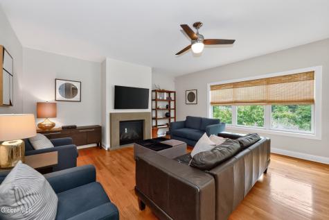 11 Oreshan Court Cohoes NY 12047
