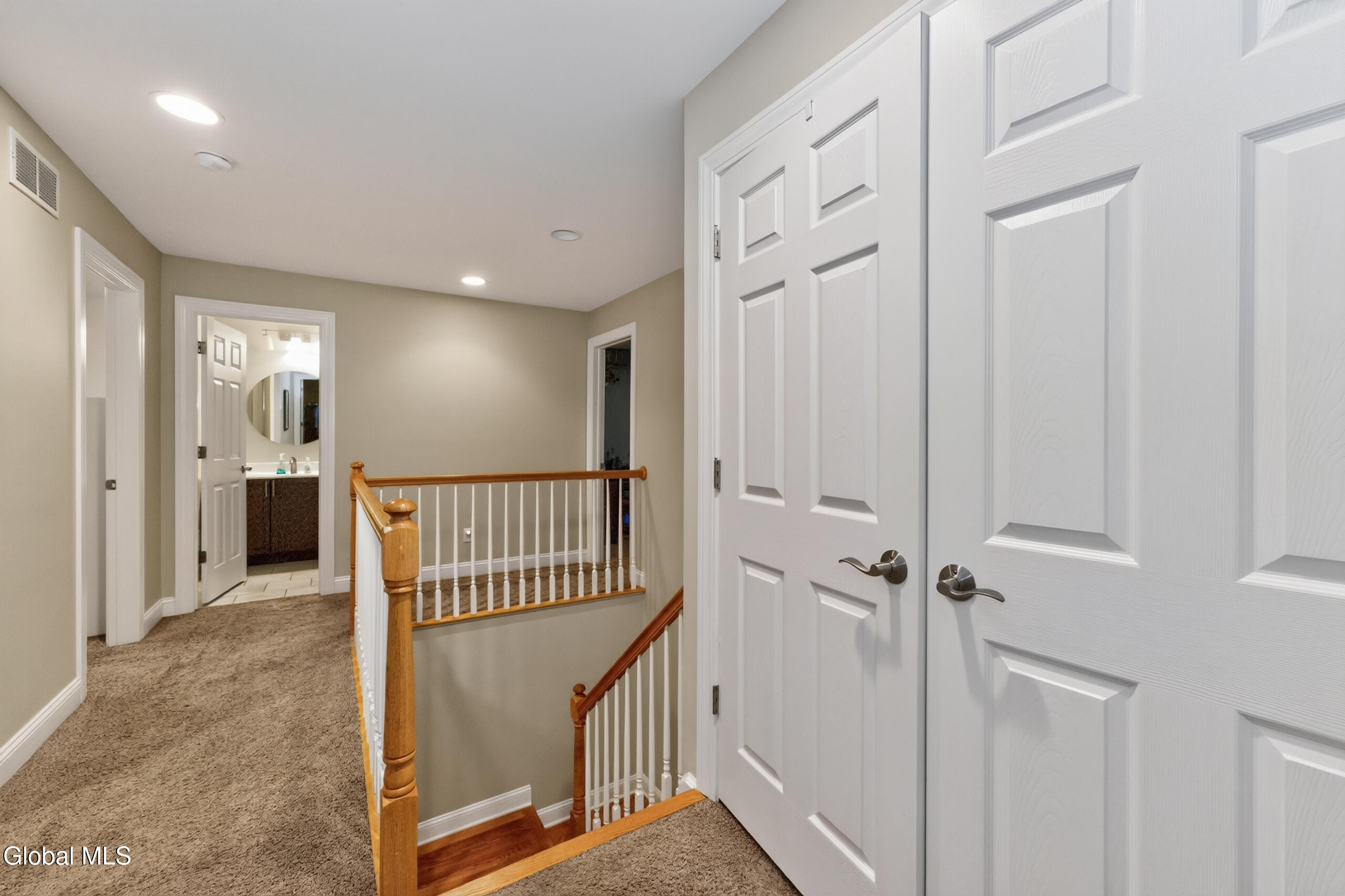 11 Oreshan Court Cohoes NY 12047