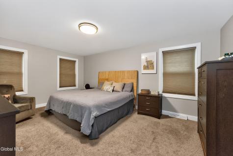 11 Oreshan Court Cohoes NY 12047