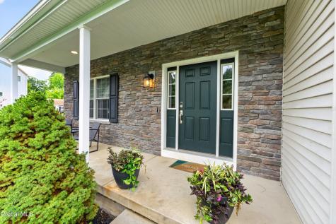11 Oreshan Court Cohoes NY 12047