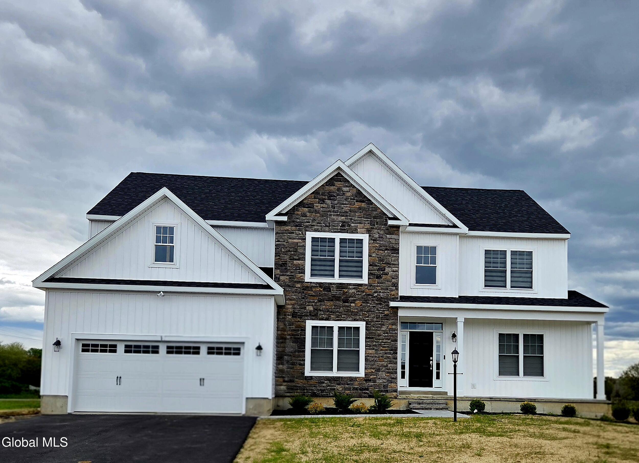 7 Jack Drive Mechanicville NY 12118