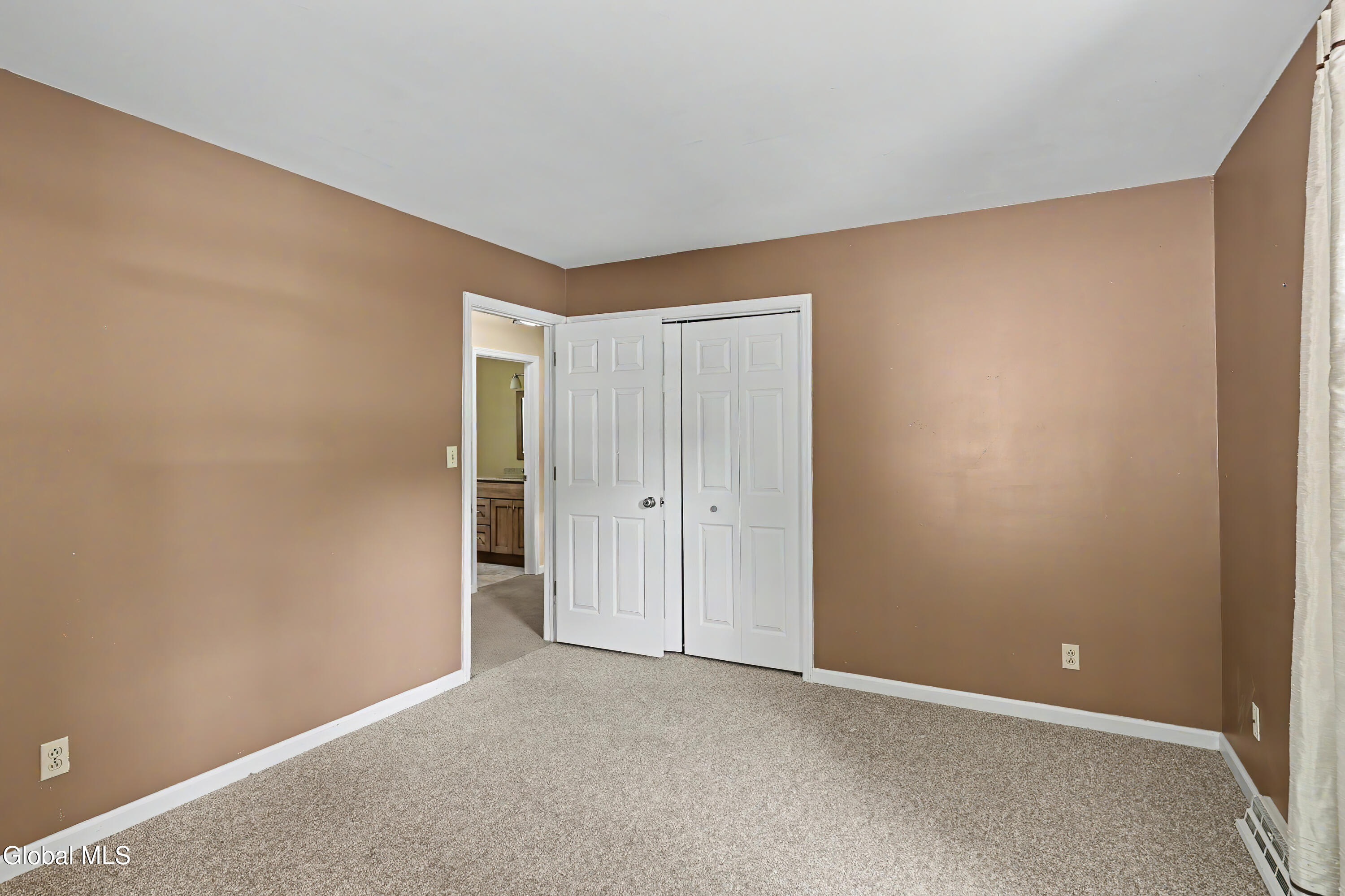 30 Oak View Drive Moreau NY 12828