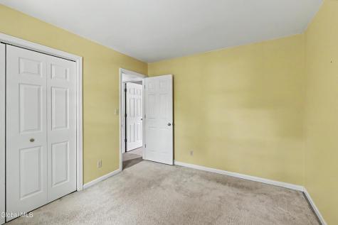 30 Oak View Drive Moreau NY 12828