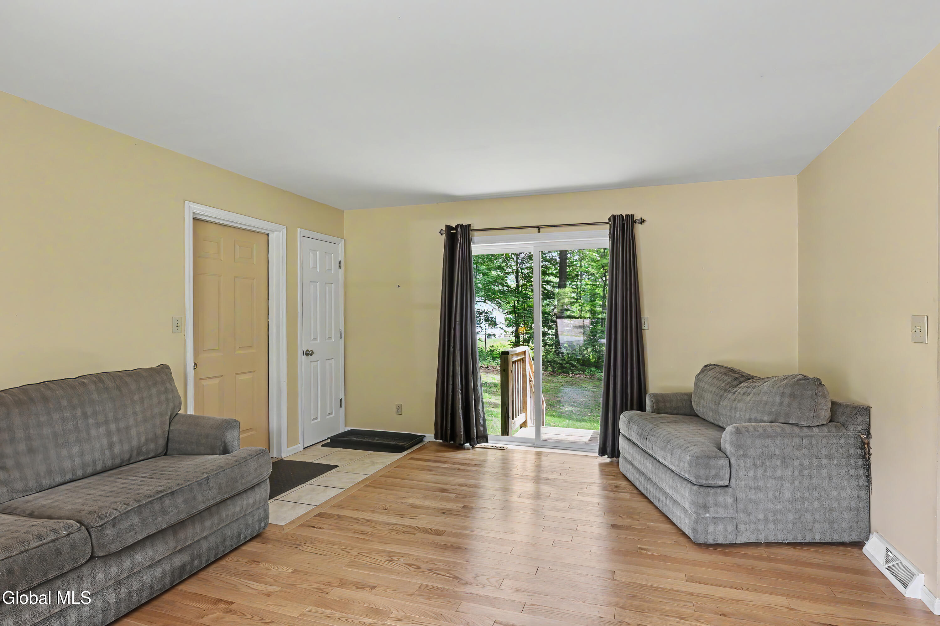 30 Oak View Drive Moreau NY 12828