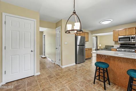 30 Oak View Drive Moreau NY 12828