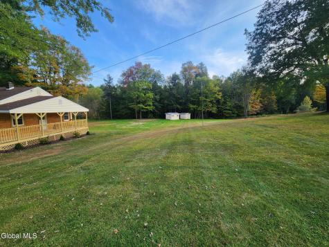 287 County Road 101 Gloversville NY 12078