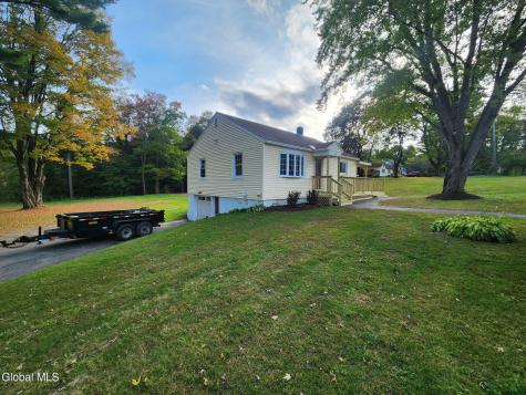 287 County Road 101 Gloversville NY 12078